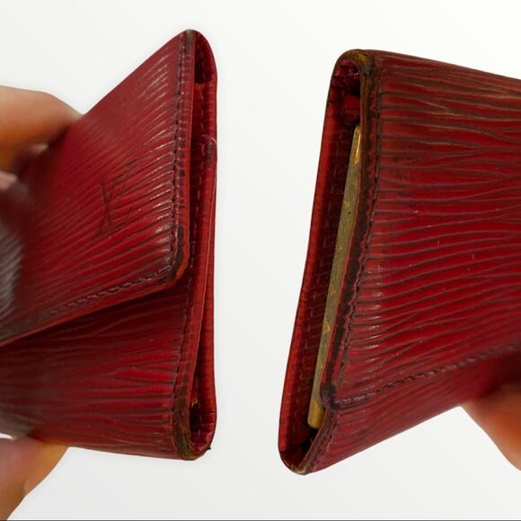 Louis Vuitton Folding Red Epi 6 Multicles Hook Key Ring - Picture 3 of 7